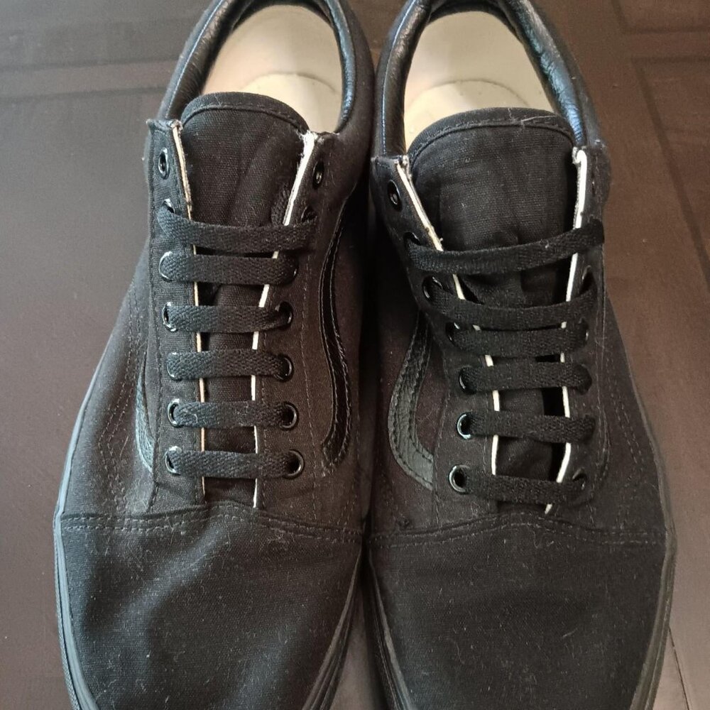 Old Skool Black Vans(retail price 70$)